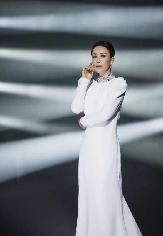 那英：我实在是口无遮拦，现在的娱乐圈特别残酷