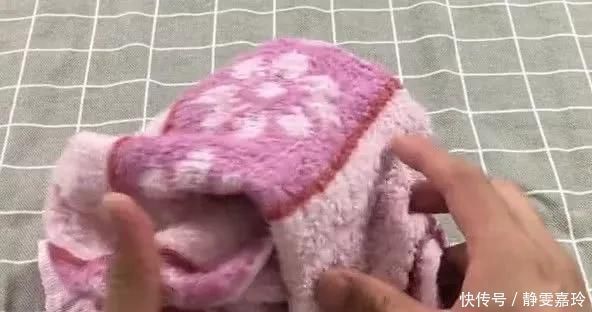 不要用毛巾脏洗涤剂洗,教你一个漂亮的把戏,把脏毛巾全部洗干净,就像新的一样