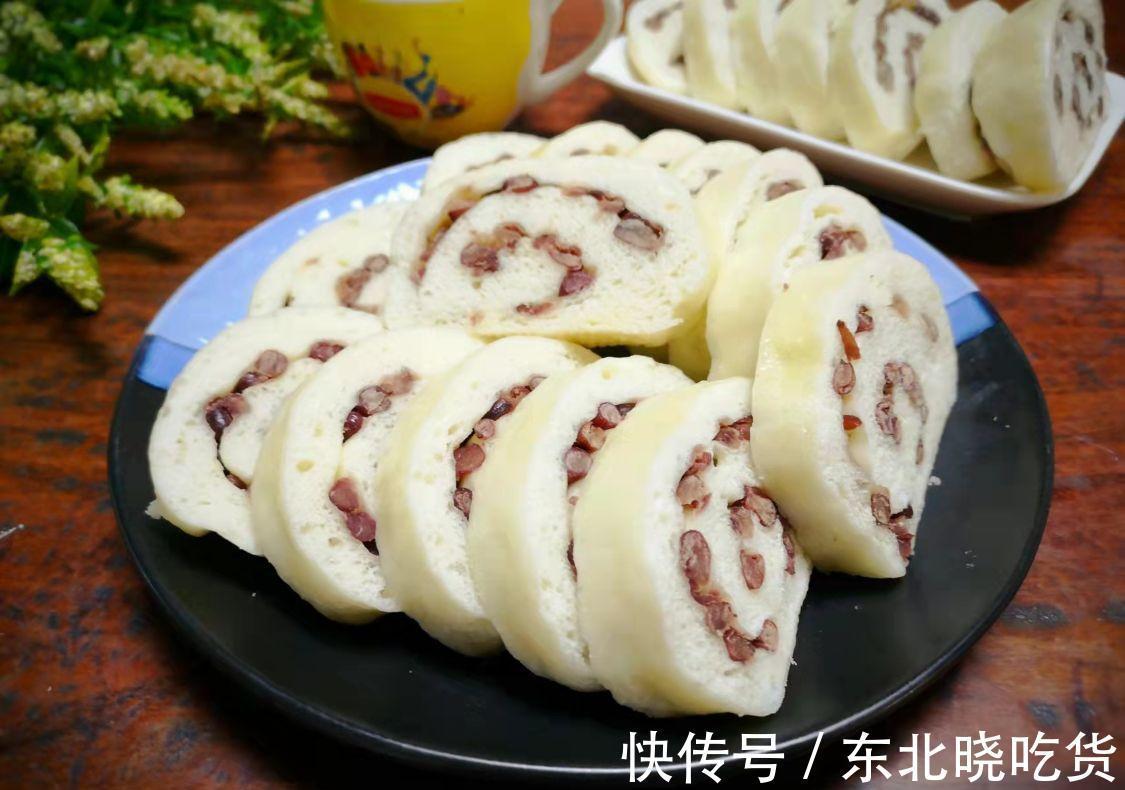 晚上睡前蒸一锅,第二天早餐就有了,层层都是料,比面包都好吃!