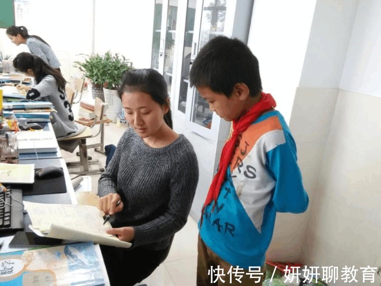 家庭|老师说:班级前10 的学生,不是天生的学霸,而是跟这4种家庭有关