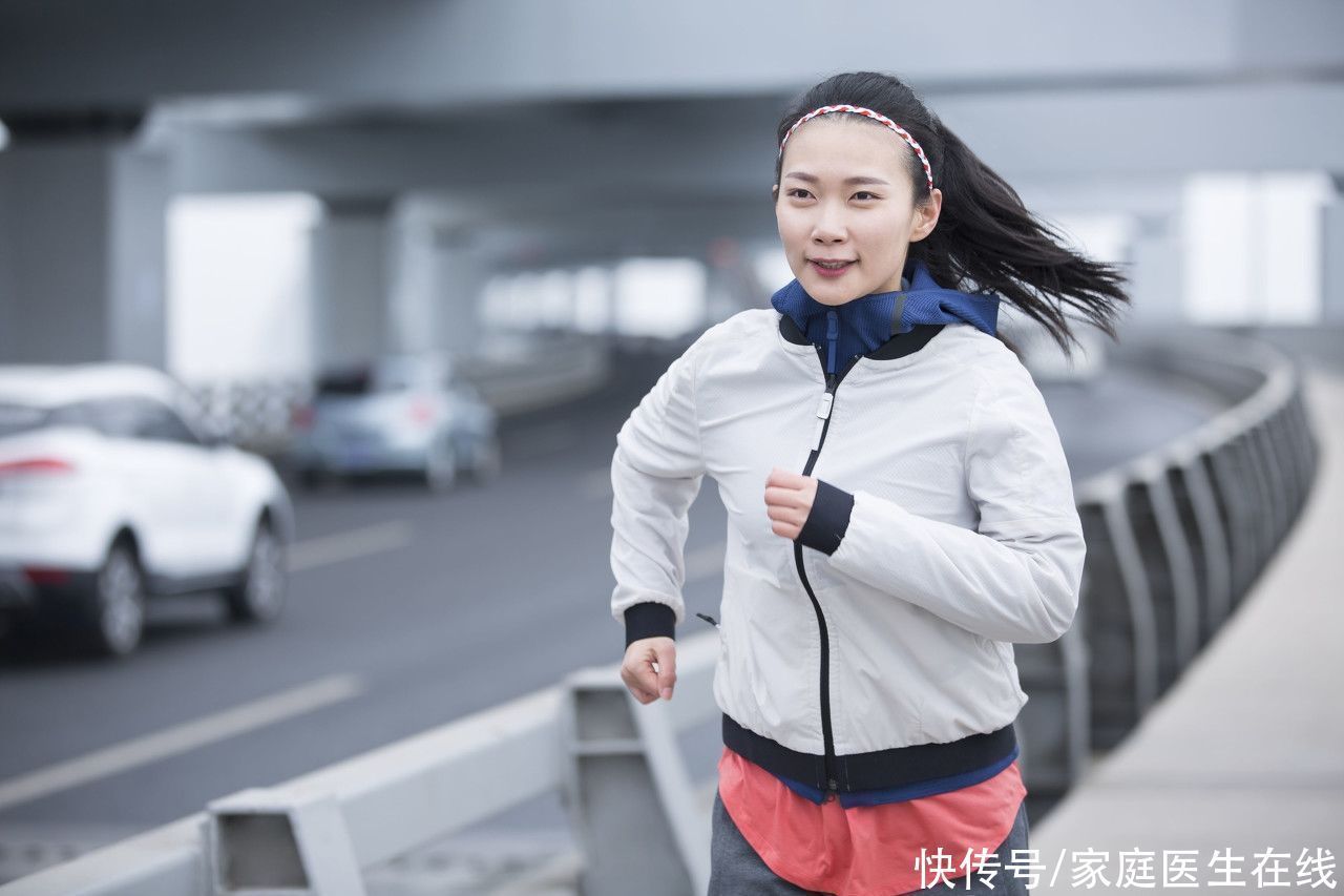 事项|跑步的时候总是会担心损伤膝盖?请记住这5个注意事项,让跑步没有后顾之忧