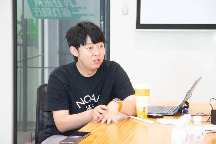 主席|中原黎明楷主席莅临中原总部指导交流，助力几亩置业更好发展