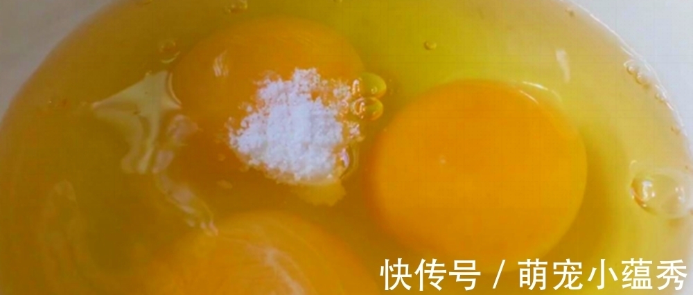 洋葱|洋葱加3个鸡蛋搅一搅，我家一周吃三次，提高免疫身体棒