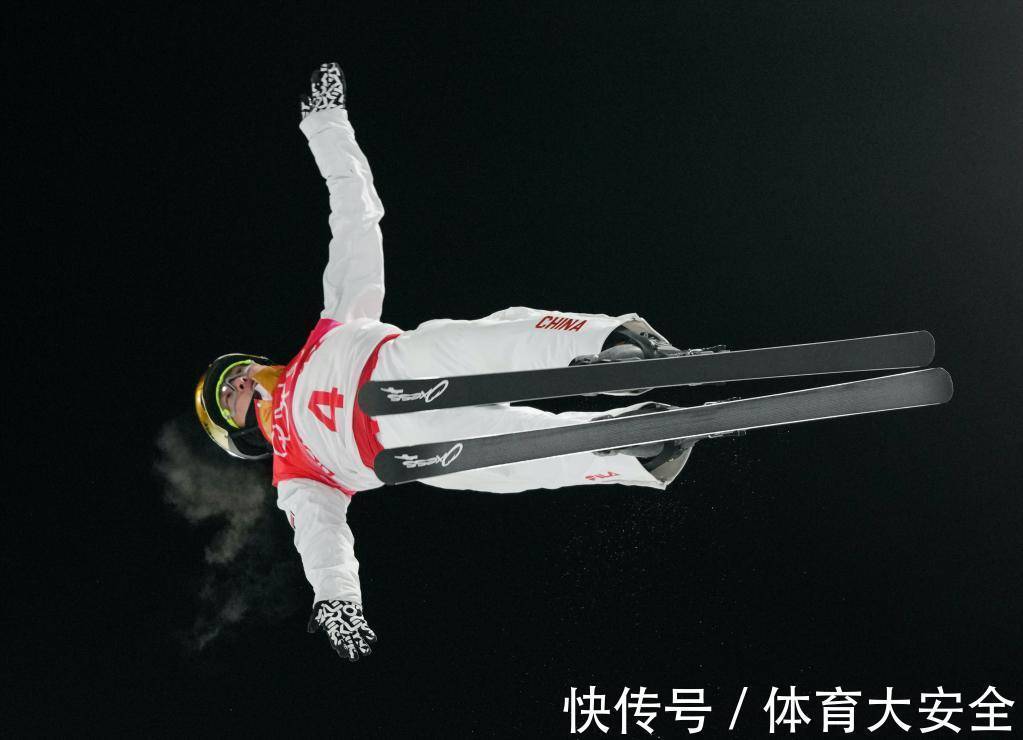 齐广璞|他是风暴中的王者,你想像他一样驰骋雪场吗?