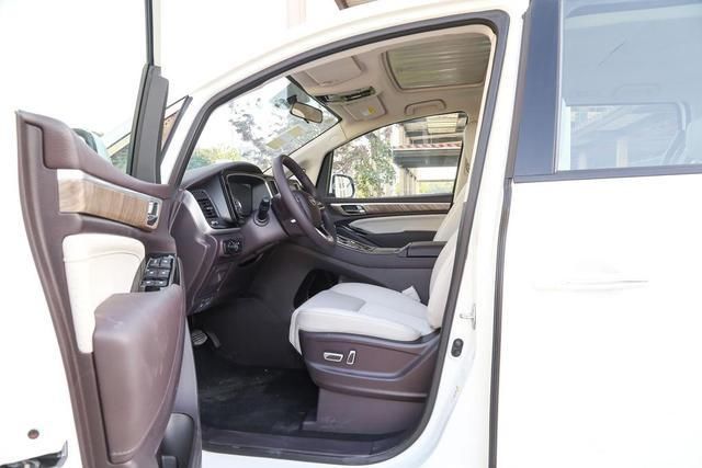 车被刮掉漆怎么办 会生锈吗 简单处理 乐惠车