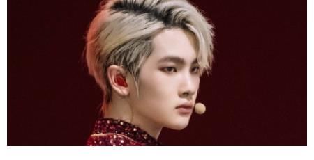 周震南|周震南何洛洛等成员痛哭感谢粉丝。