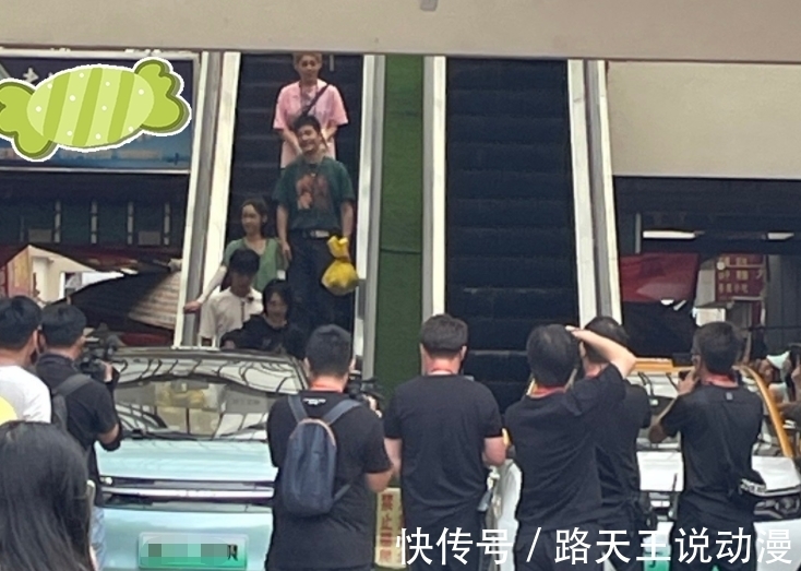 助陣|中餐廳5怕是要火!趙麗穎周也姚安娜助陣,沖著路透說啥都要追