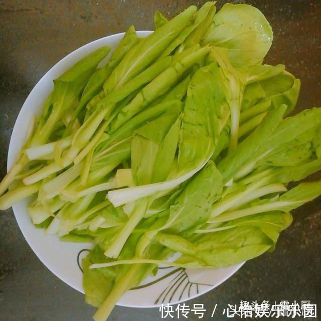 鲜嫩|炒青菜时加点它，不仅口感鲜嫩，而且色泽靓丽！可惜很少有人知道