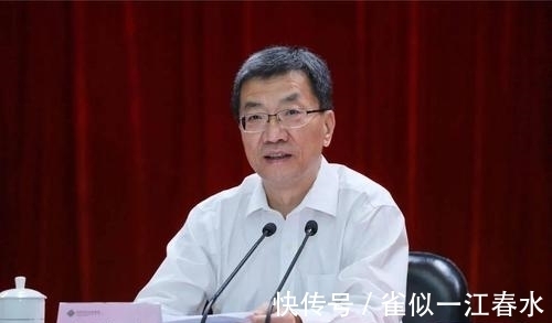 教育部新部长认为,要重视艺术教育与其为