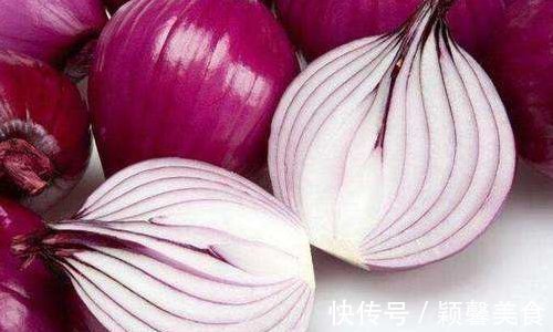 洋葱皮别丢居然还有这用处？教你3个小妙招，别把它当成垃圾丢掉
