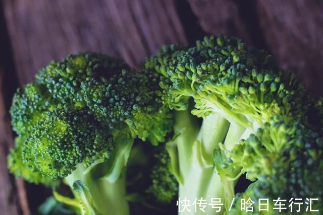 西兰花根|西兰花最防癌吃法,原来我们错了这么多……营养全都浪费了