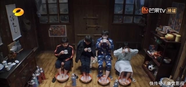 什么是明星们的“真面目”?看看《向往的生活》就知道了