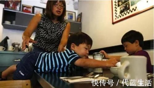 人际交往|长大自私没出息的孩子,吃饭时会有这3种表现,第一种就遭人厌恶