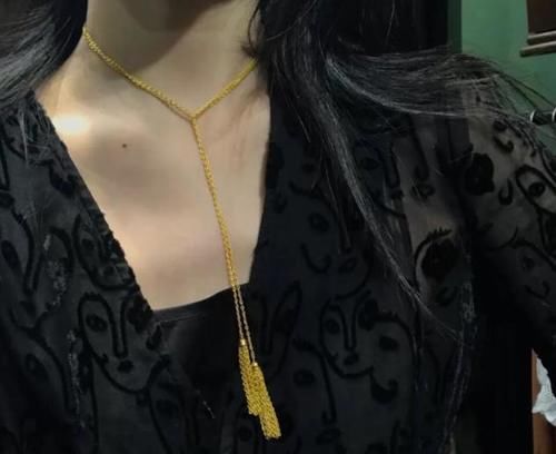 黄金饰品|黄金饰品终于打破古板的设计,时尚又新潮,这样的首饰是国风精品