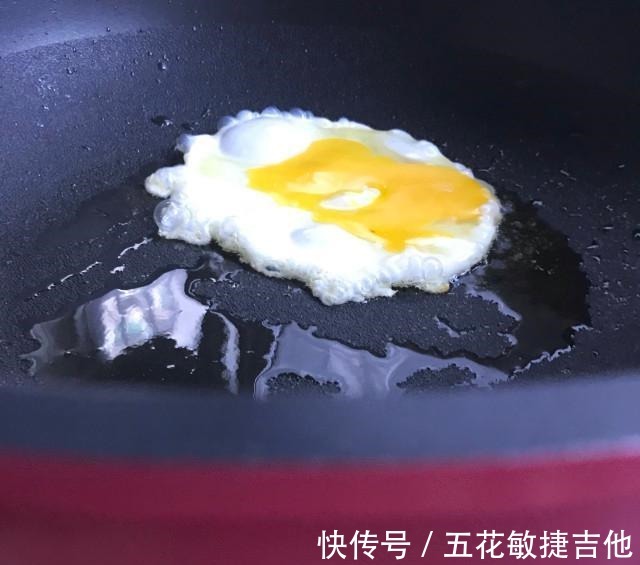 低脂餐|鸡脯肉煎蛋低脂餐，简单易做，好吃不长肉！