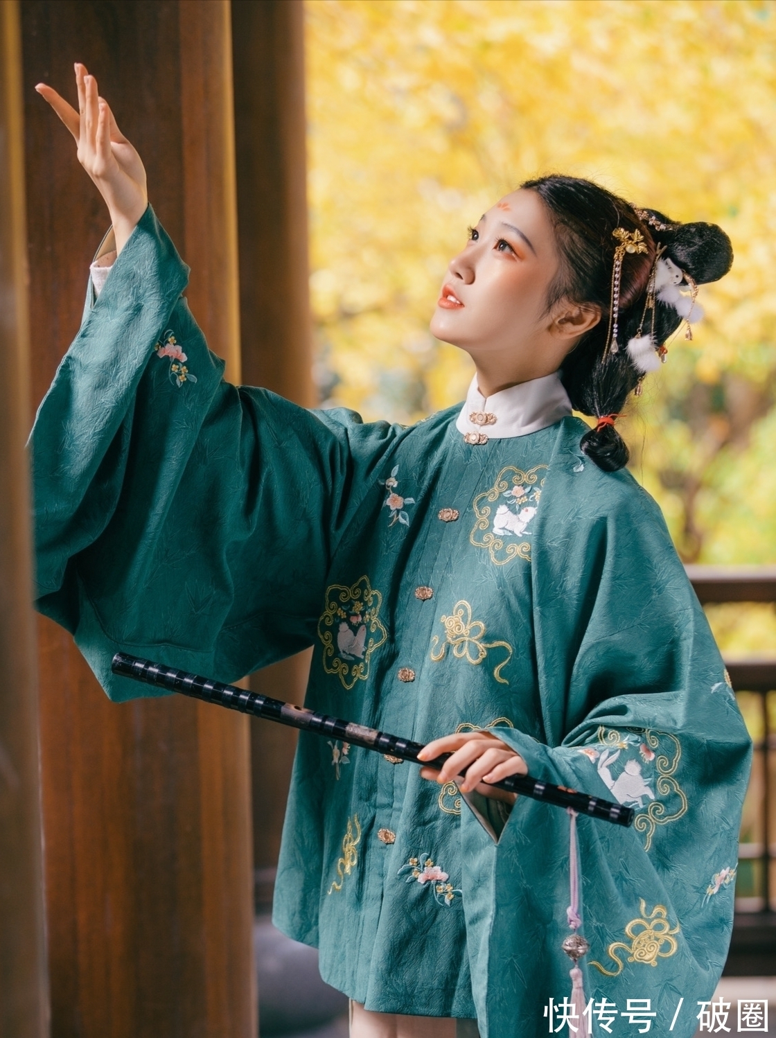 忆旧$诗·十一首丨于今梦里常归去,满目牛车柿子红