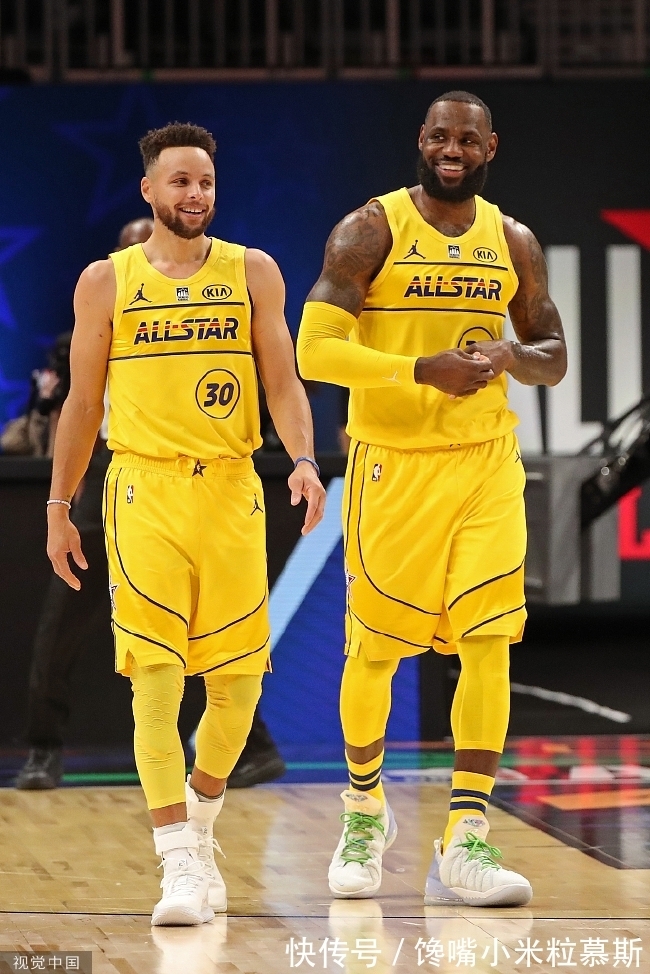 斯蒂芬|票王之爭(zhēng)!詹姆斯票數(shù)緊追庫(kù)里 差距僅剩7萬(wàn)票