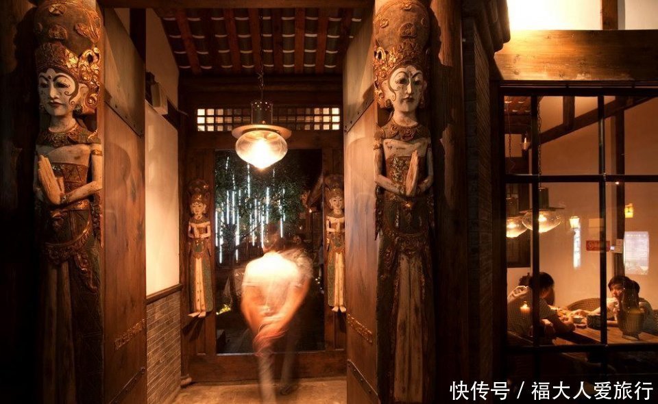 名片|行走四川,水煮成都:除了吃,就是耍,这才是成都人的生活名片