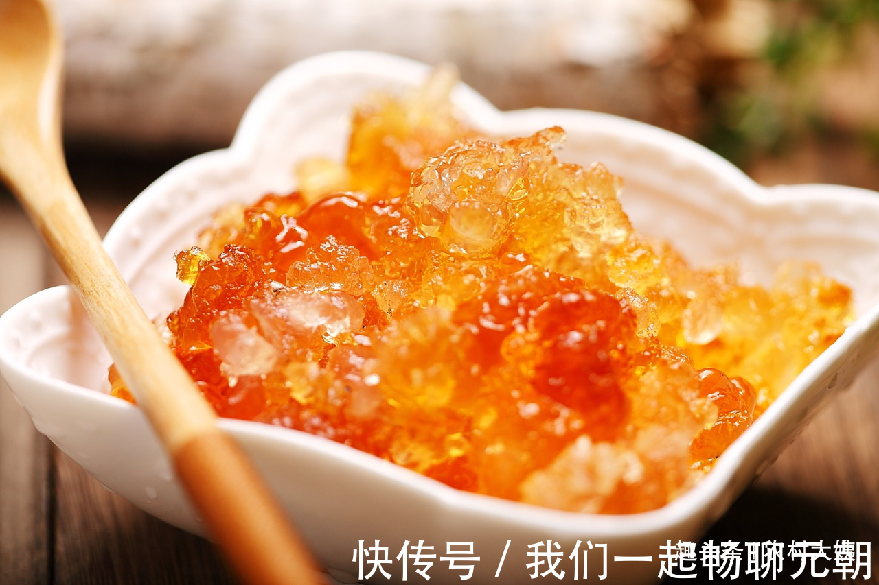 优质蛋白|秋季女人皮肤干燥,敷面膜不如多吃此食物,皮肤紧致又细腻!