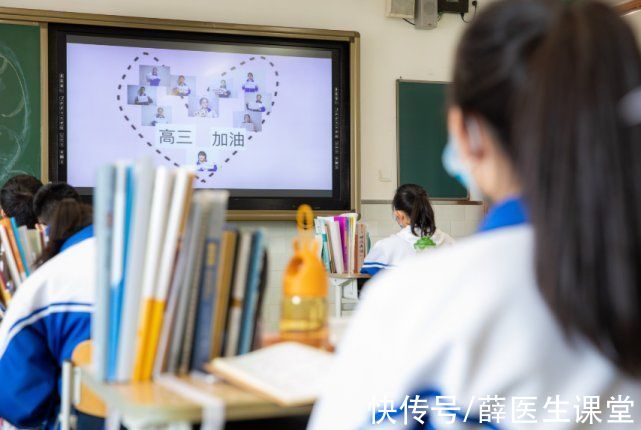 佳佳|17岁高中生被母亲传染HPV，医生：无知，这1物怎么能给孩子用