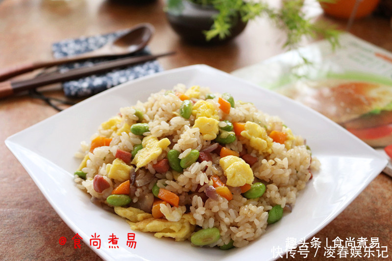 胡萝卜|此款炒米饭,食材简单很平常,味道香喷喷,吃一次想念一辈子