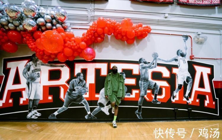 球衣|高中母校退役哈登球衣！哈登：阿蒂西亞傳奇 永遠心存感激