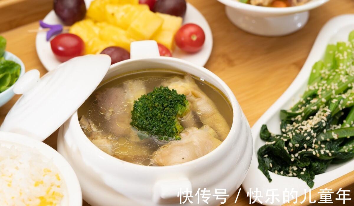 婆婆|月子中的饮食怎么样调养好呢?3阶段月子餐各不相同