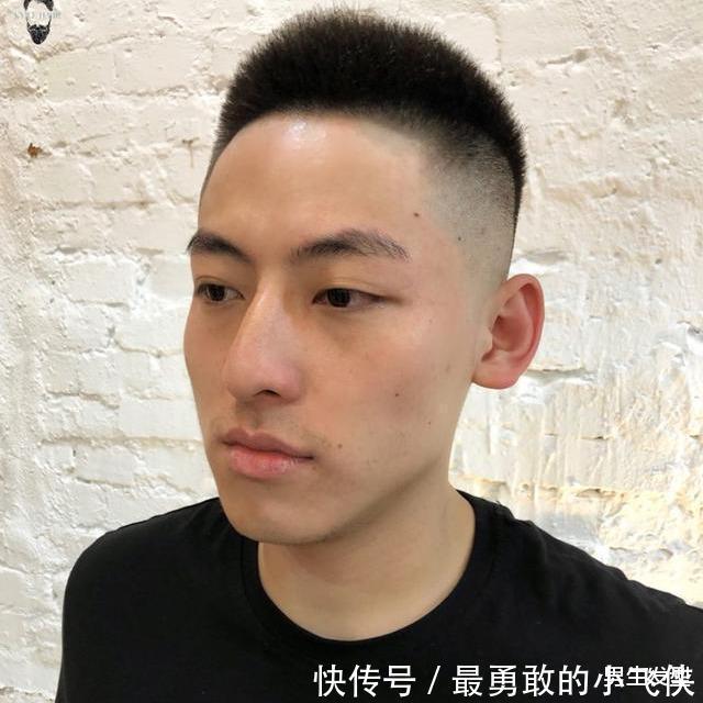 天热发型不要只会“剃光”,男士留这些时尚造型,看着就很帅气