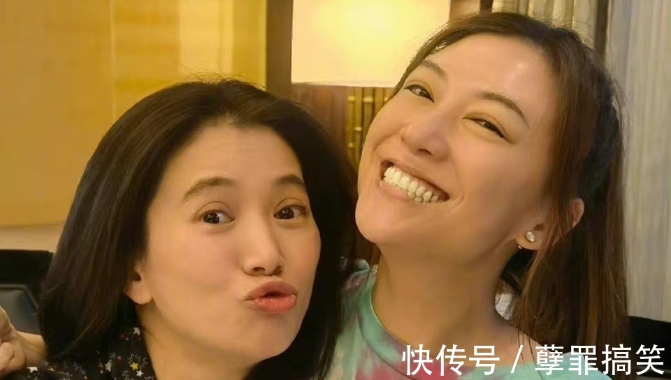 算你狠|无视节目组拒绝油腻,陈小春和张智霖现场贴面,嘟嘴卖萌