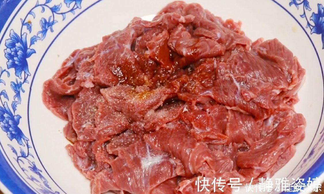 牛肉|炒牛肉，牛肉一炒就老？大厨教你一招，牛肉不老不柴、滑嫩又爽口