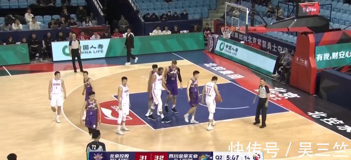 北控|韩硕3分百发百中,打得马布里直逼停火,手感太滚烫
