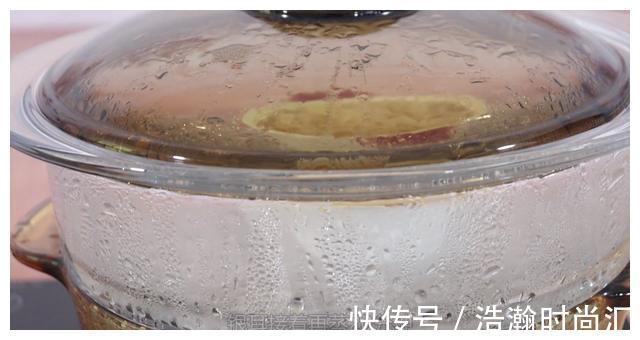 辅食|我家南瓜从不煮粥！比南瓜饼好吃百倍，宝宝吃完舔手指，肉都不换