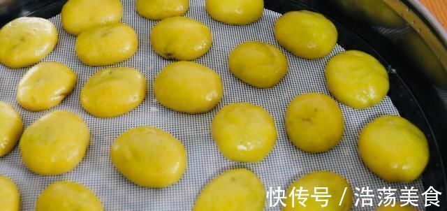 糯米粉最好吃的做法,全程手不沾面,松软香甜,比蛋糕简单好吃