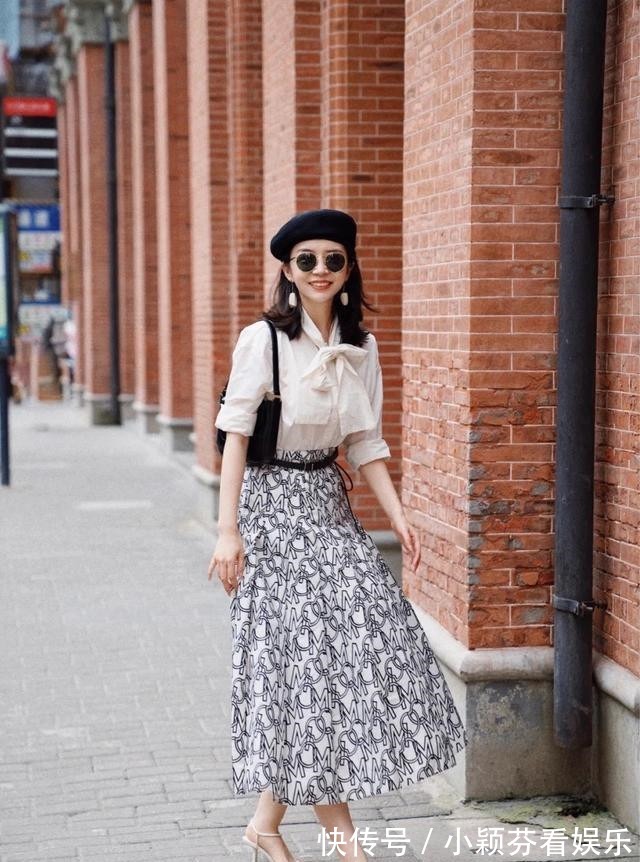 简繁|又到了跟三木学习,如何把几年前的“碎花裙”穿出高级感的时候了