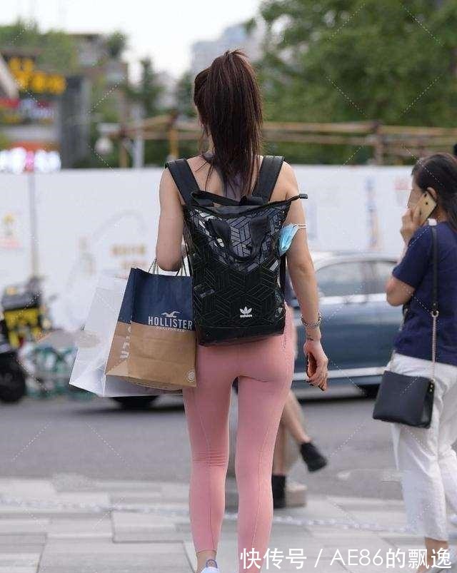 瑜伽裤 立体精美的瑜伽裤装扮复古感十足,轻盈舒适又优雅,时尚前卫!