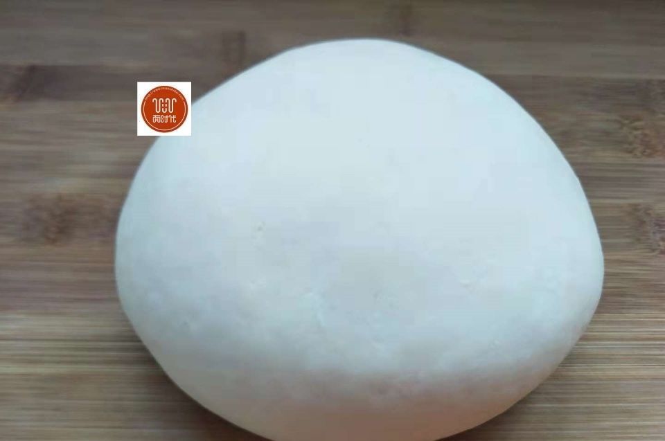 蒸馒头不用提前发面了,只需10分钟,不回缩不塌陷,方便还快捷!