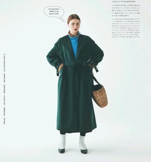 熟龄女人应该试试日系内搭，清爽简单却也精致，新年提升穿搭质感