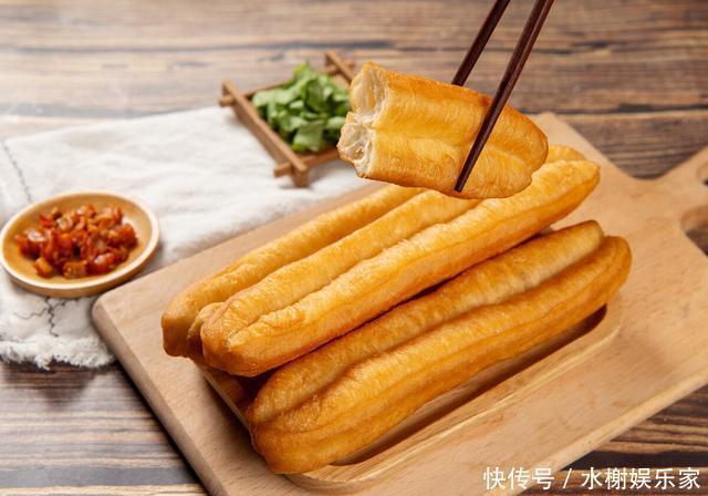 伤胃的早餐已公布,“鸡蛋”也名列其中,医生提议:早点撤下饭桌