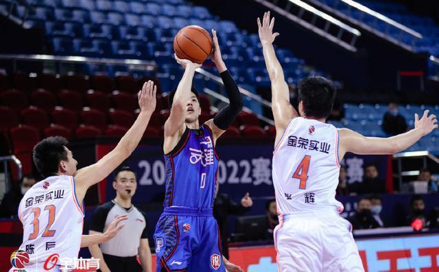 天津男篮|29分大胜!CBA黑马打崩四川男篮,超级外援27+8,新赛季彻底起飞