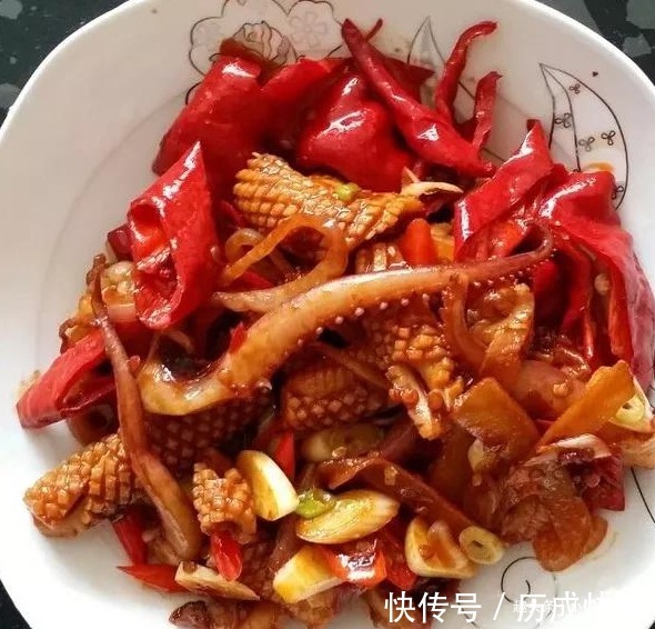 红辣椒|教你几道过口不忘的家常菜，简单好做，开胃下饭，上桌抢着吃