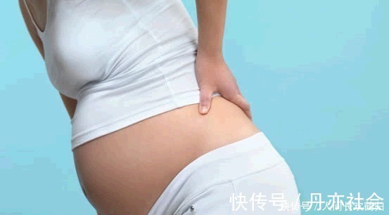 怀孕期间|孕中晚期4个小动作最易伤害胎儿,很多孕妈还在做