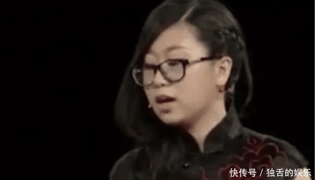 女子鉴宝万元纸币称值460万,专家说“你站稳,我估价”