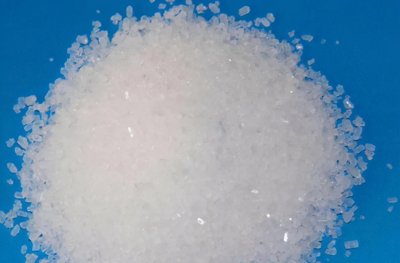 喷洒|怎么用“催花神器”磷酸二氢钾?