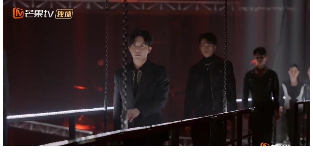 麻辣烫|《披荆斩棘的哥哥》八组部落首发挑战，规则再次升级，火药味十足