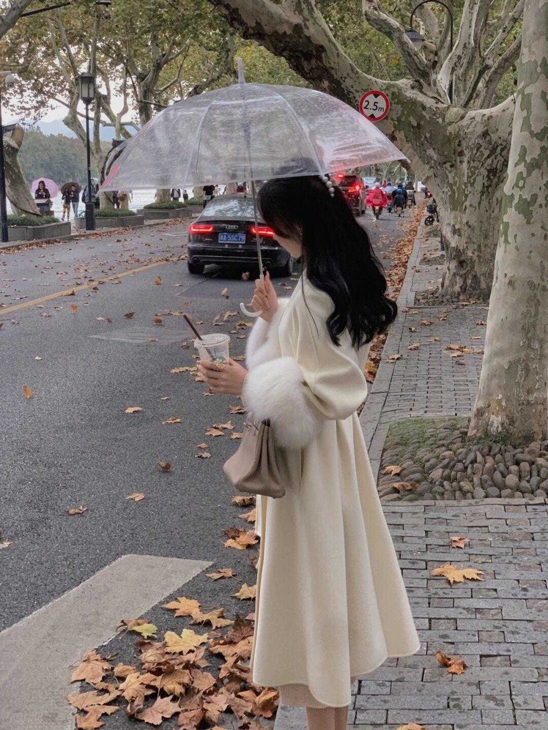 翻领|比较气质的大衣,带给比较独特的小姐姐