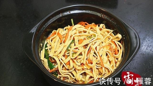 家常菜|家里人吃不腻的家常菜,一年四季都离不开,每回都光盘