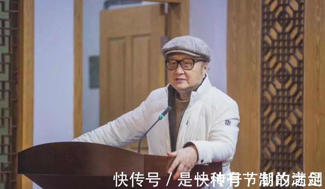 山行$诗词大会上的康震,因“停车坐爱枫林晚”引专家质疑,他真错了?