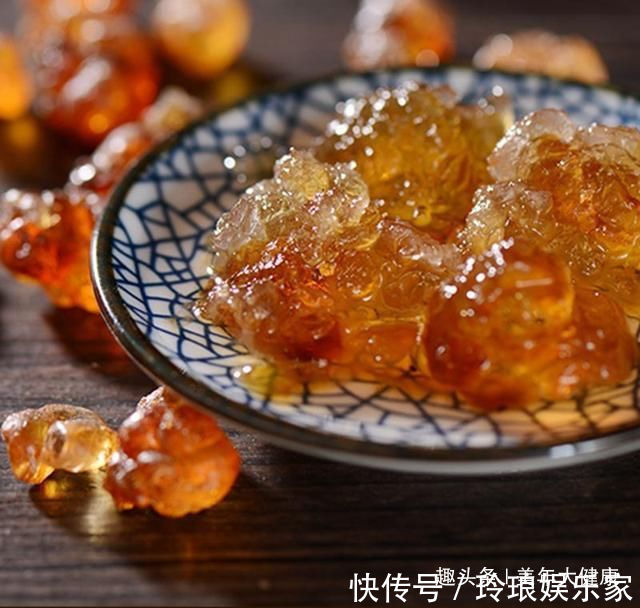 皮肤|女人怕老不要慌,秋冬多吃这些碱性食物,保养皮肤更有女人味