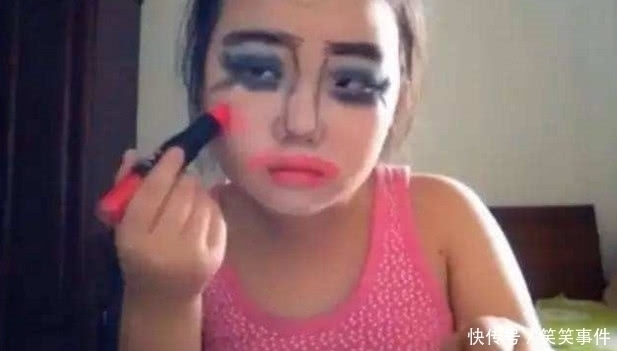 小学生化妆惊艳全场,分分钟变成网红,网友:还是作业布置少了!