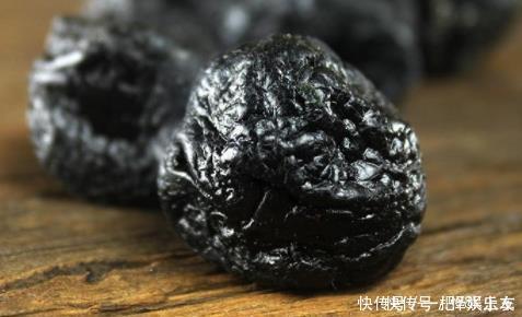 多数人都把它当零食,其实是一味中药,常吃对肠胃极好